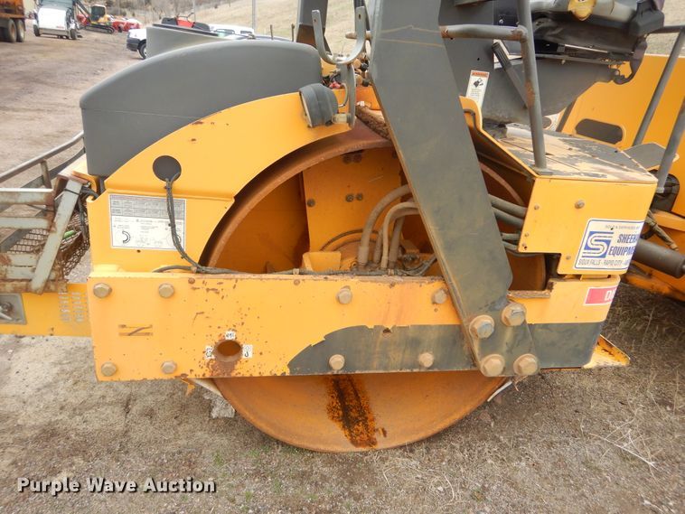 image for item MY9029 Volvo DD90HF  double drum vibratory roller