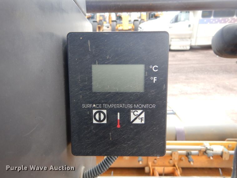 image for item MY9029 Volvo DD90HF  double drum vibratory roller