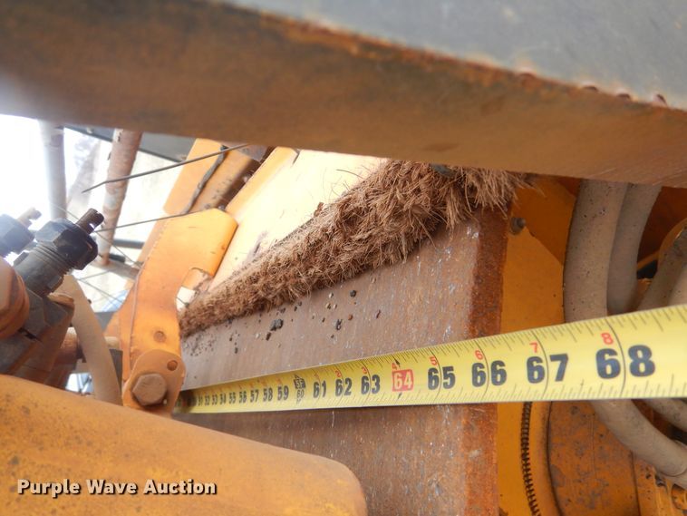 image for item MY9029 Volvo DD90HF  double drum vibratory roller