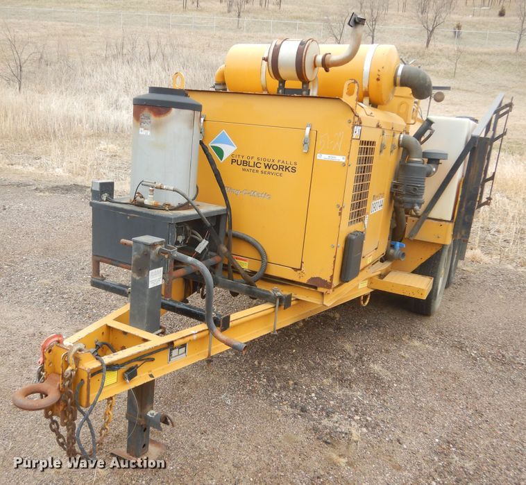 image for item MY9032 2013 Vermeer Ring-o-matic 550  vacuum excavator