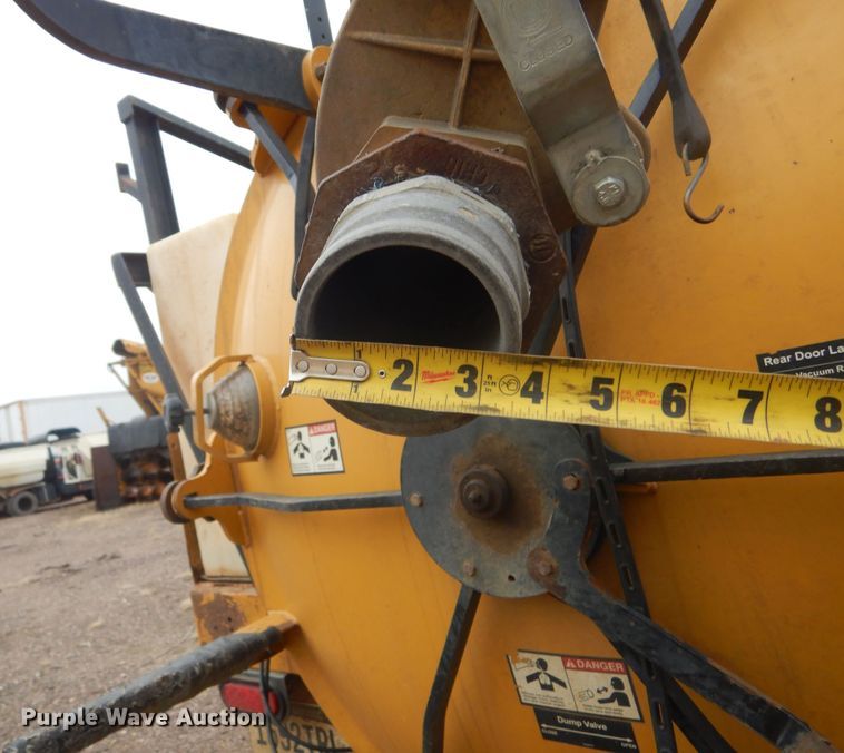 image for item MY9032 2013 Vermeer Ring-o-matic 550  vacuum excavator