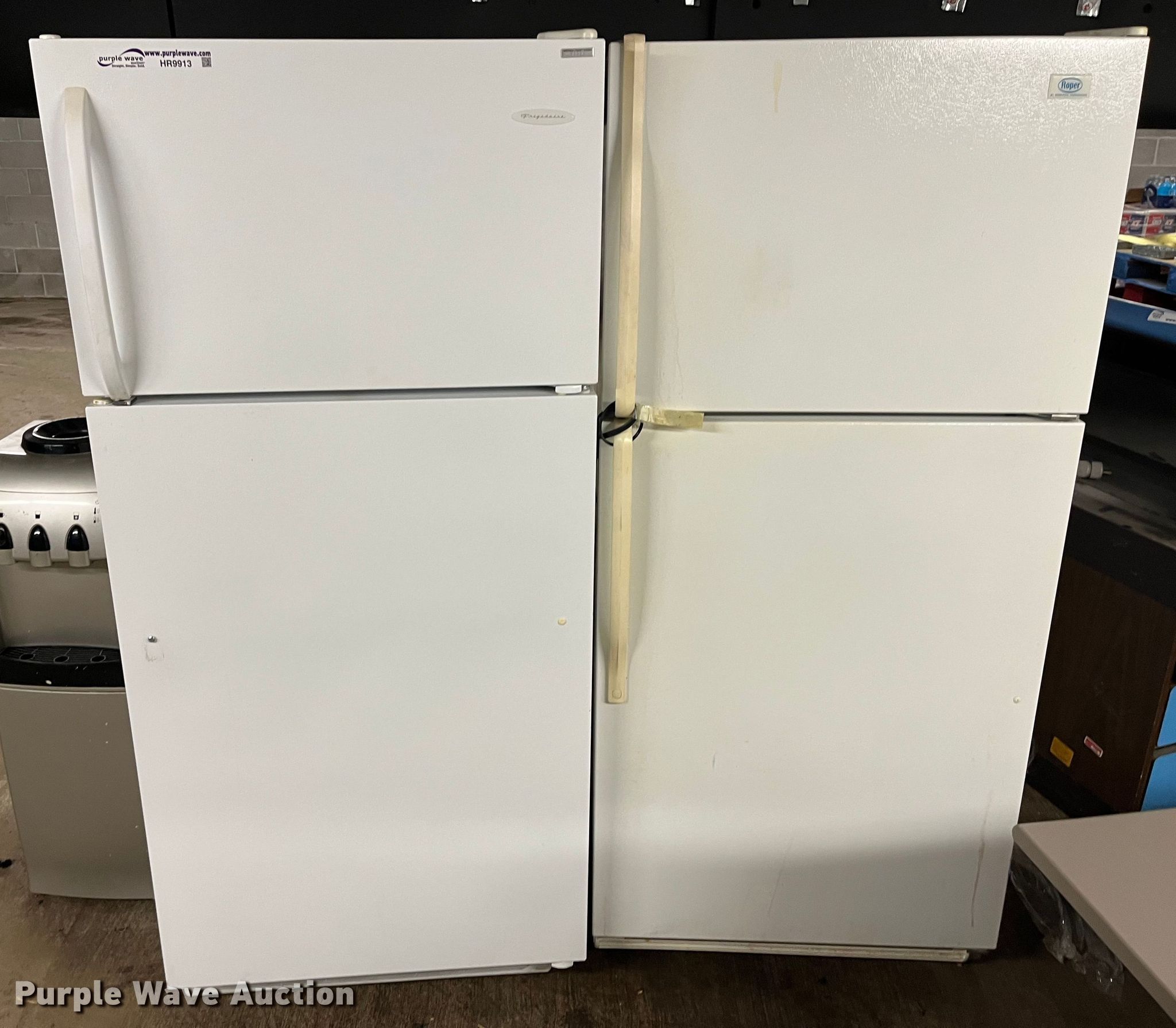 Appliances in Wichita, KS Item HR9913 sold Purple Wave