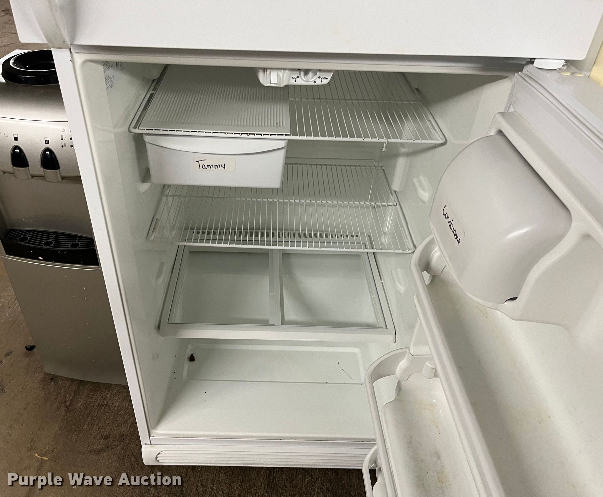 Appliances in Wichita, KS Item HR9913 sold Purple Wave