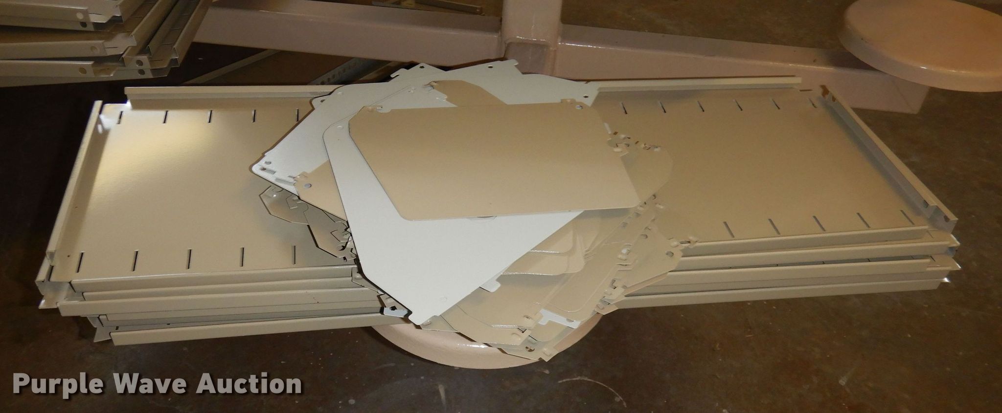 Furniture in Salina, KS Item KM9561 sold Purple Wave