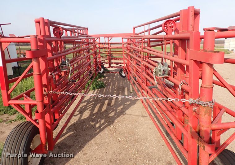 image for item DI1847 Diamond W  corral