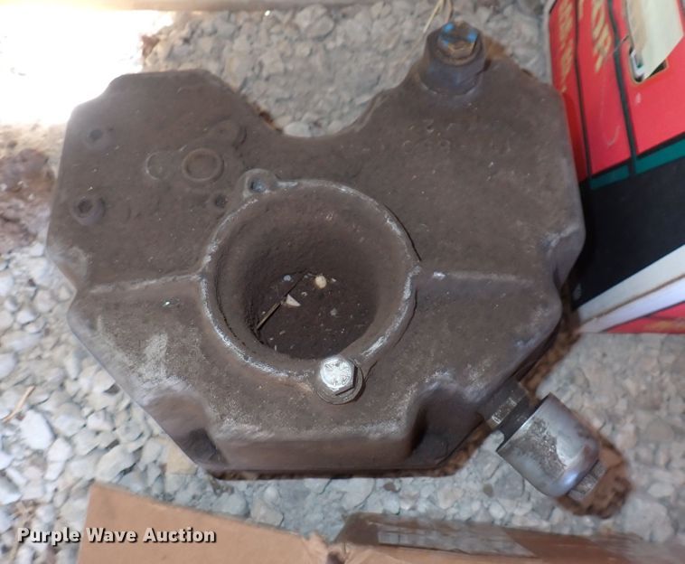 image for item DI1902 White 6106  planter