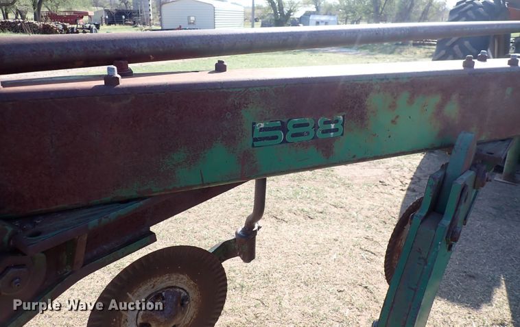 image for item DI1905 Oliver 588  six bottom plow