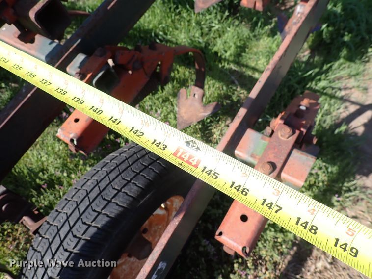 image for item DI1939 Brillion  field cultivator