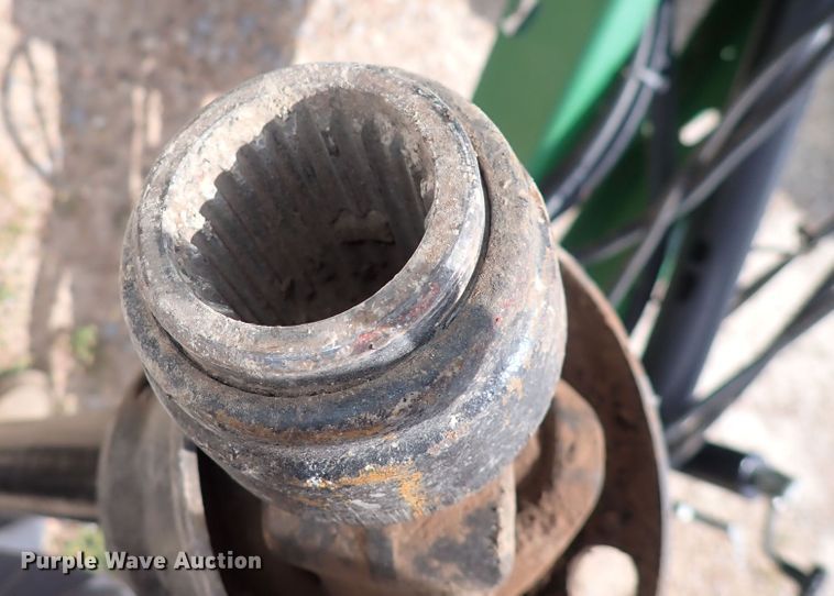 image for item DI1954 John Deere 560R  round baler