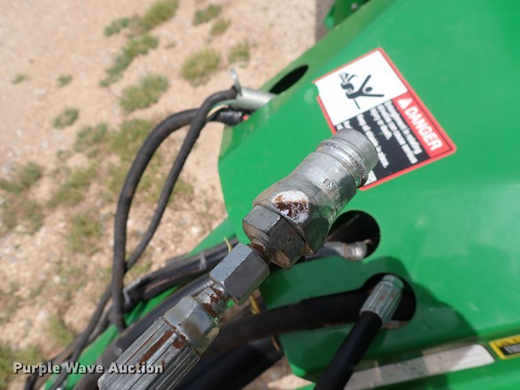 image for item DI1954 John Deere 560R  round baler