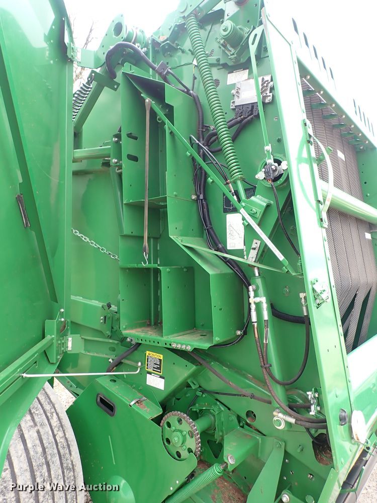 image for item DI1954 John Deere 560R  round baler
