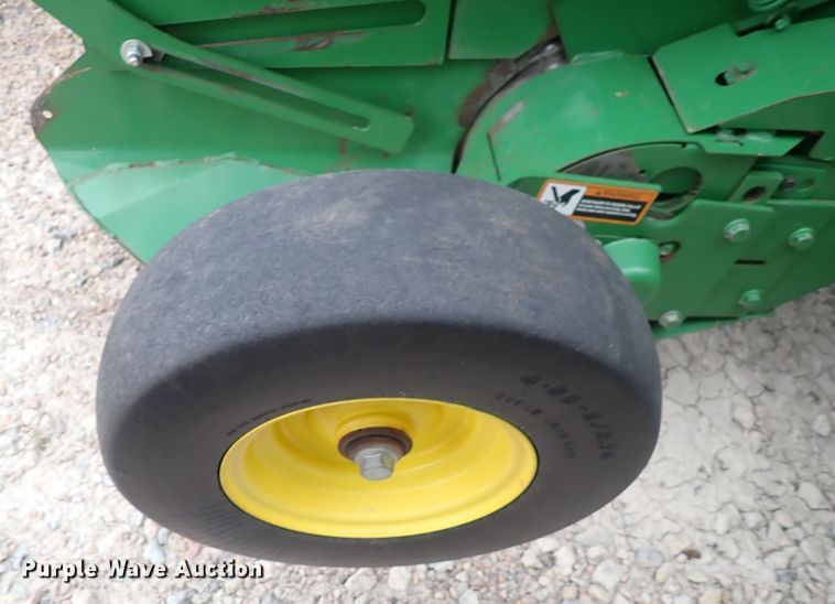 image for item DI1954 John Deere 560R  round baler