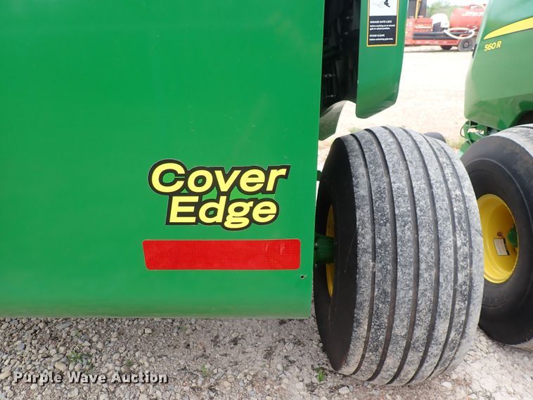 image for item DI1955 John Deere 569  round baler