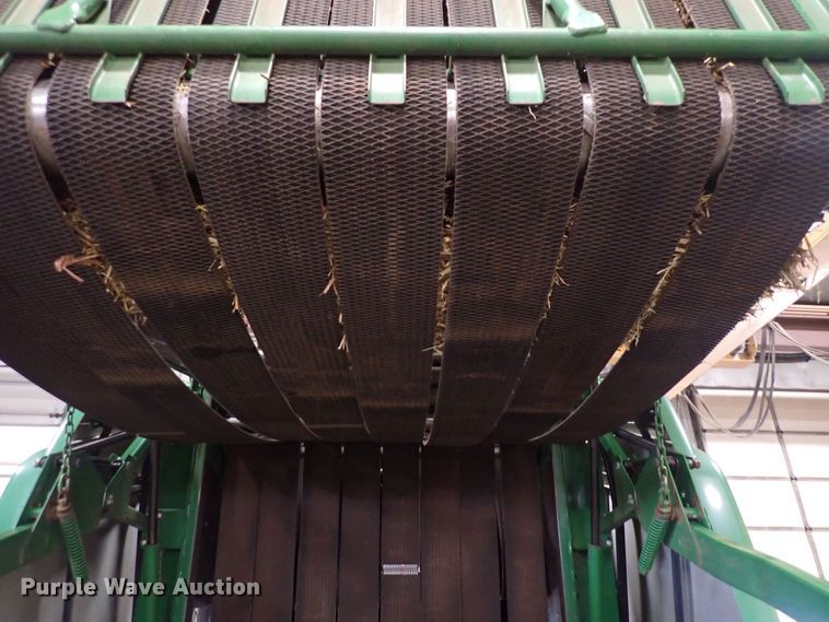 image for item DI1955 John Deere 569  round baler