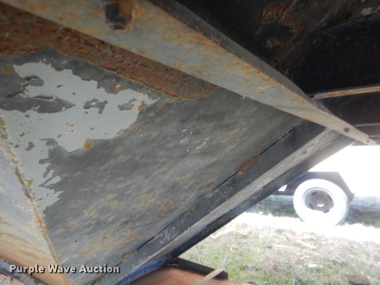 image for item DJ1256 1978 Merritt  grain trailer