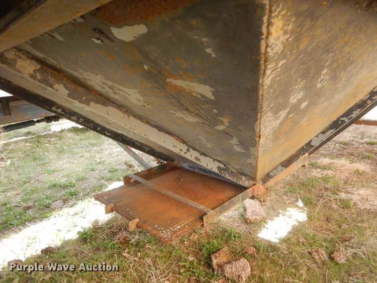 image for item DJ1256 1978 Merritt  grain trailer