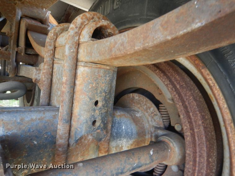 image for item DJ1256 1978 Merritt  grain trailer