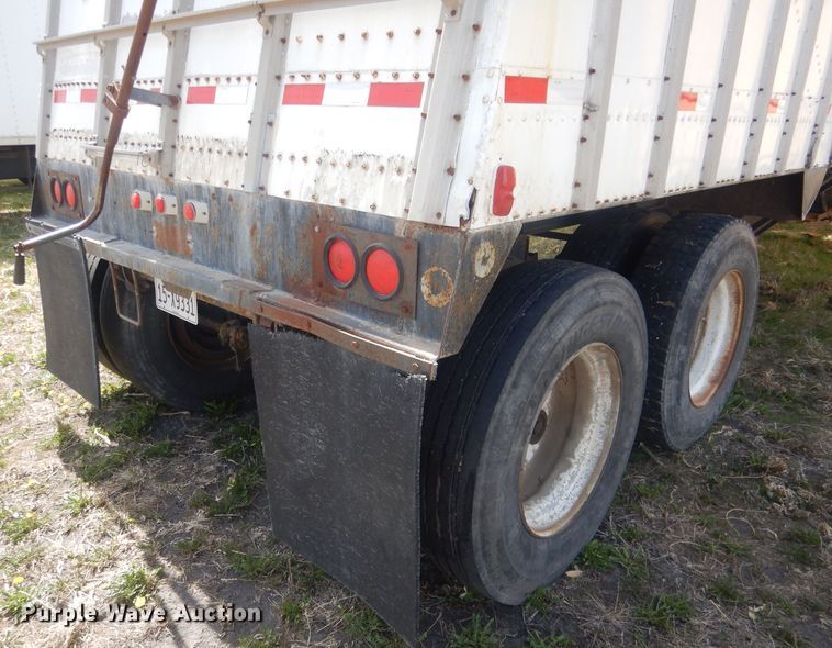image for item DJ1256 1978 Merritt  grain trailer
