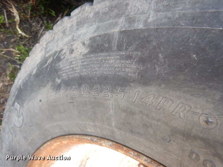 image for item DJ1256 1978 Merritt  grain trailer