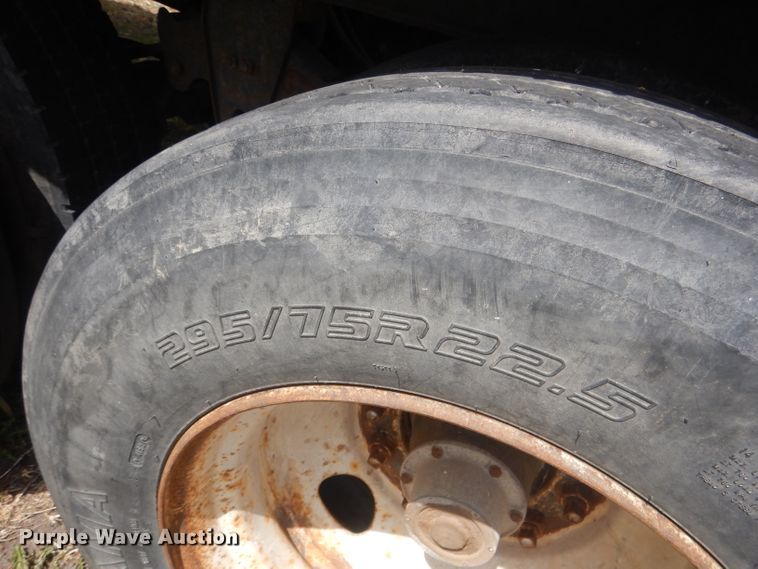 image for item DJ1256 1978 Merritt  grain trailer