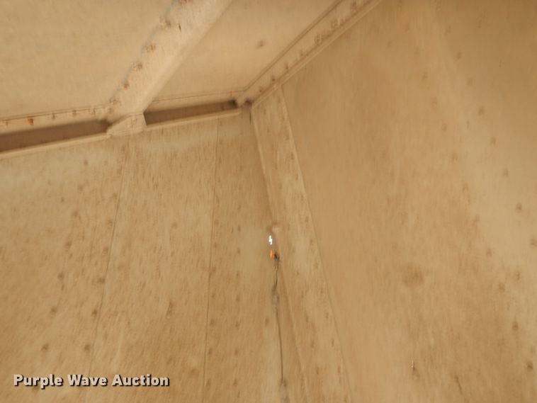 image for item DJ1256 1978 Merritt  grain trailer