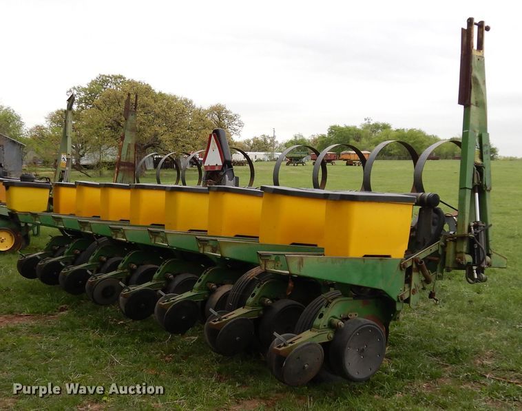 image for item DK0347 John Deere 7200  planter
