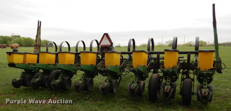 image for item DK0347 John Deere 7200  planter