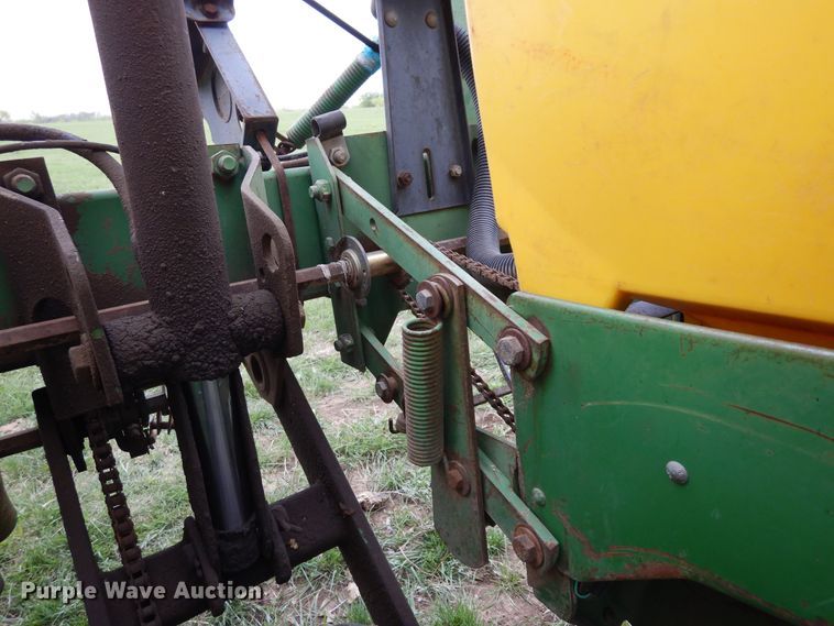 image for item DK0347 John Deere 7200  planter