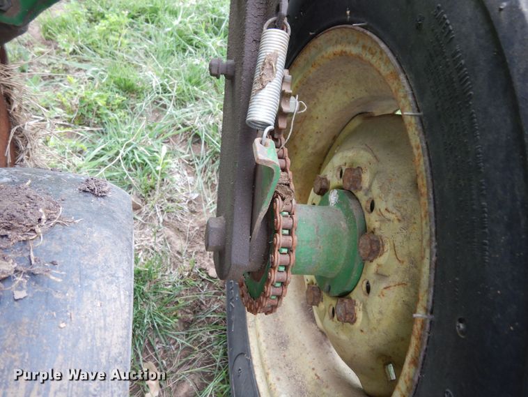 image for item DK0347 John Deere 7200  planter