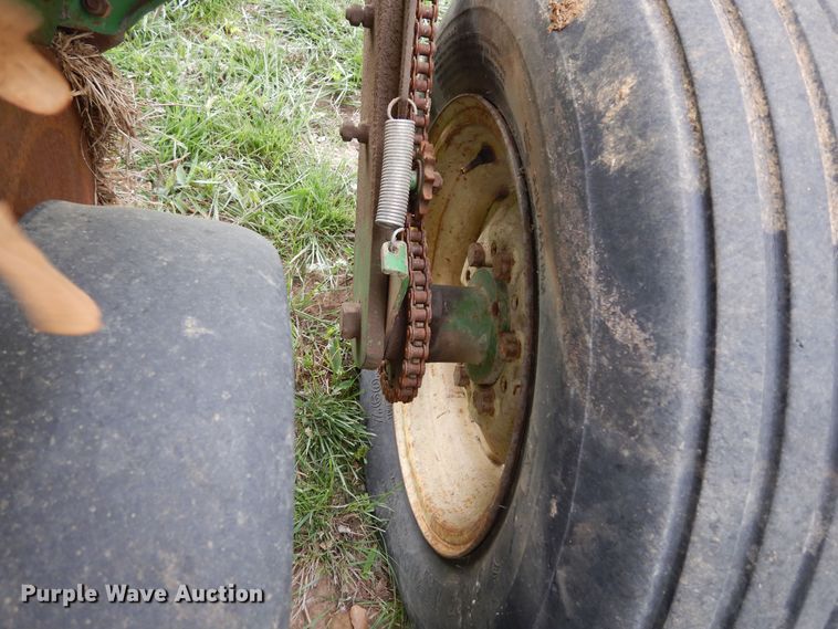 image for item DK0347 John Deere 7200  planter