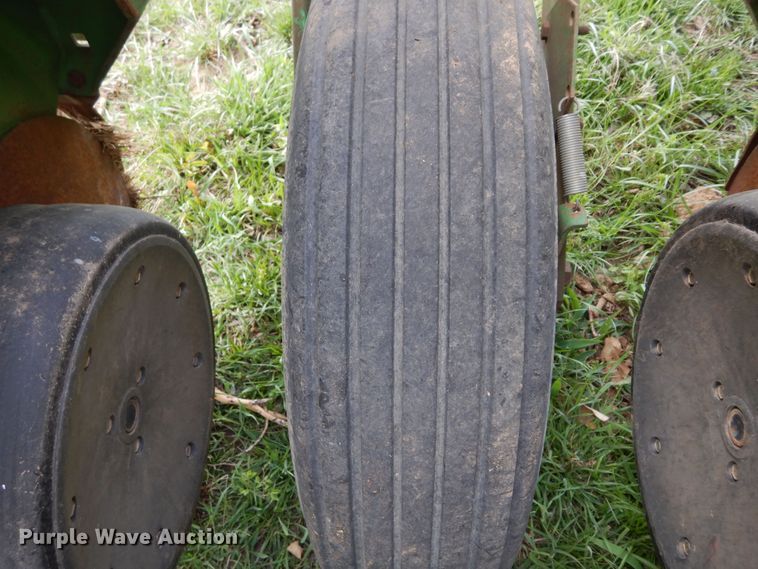 image for item DK0347 John Deere 7200  planter