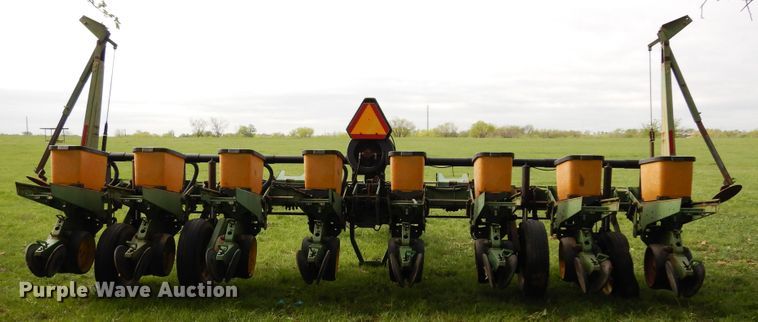 image for item DK0348 John Deere 7200  planter