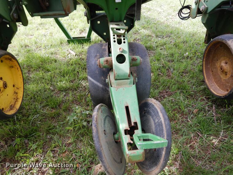 image for item DK0348 John Deere 7200  planter