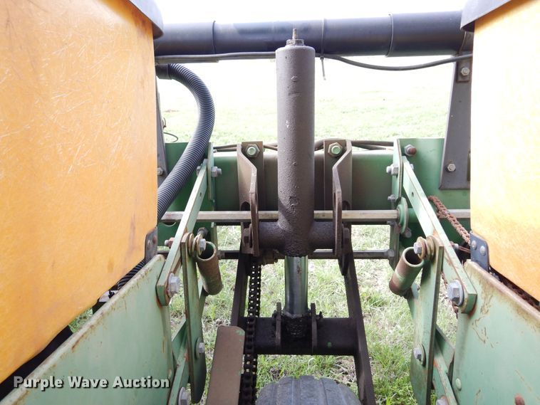 image for item DK0348 John Deere 7200  planter