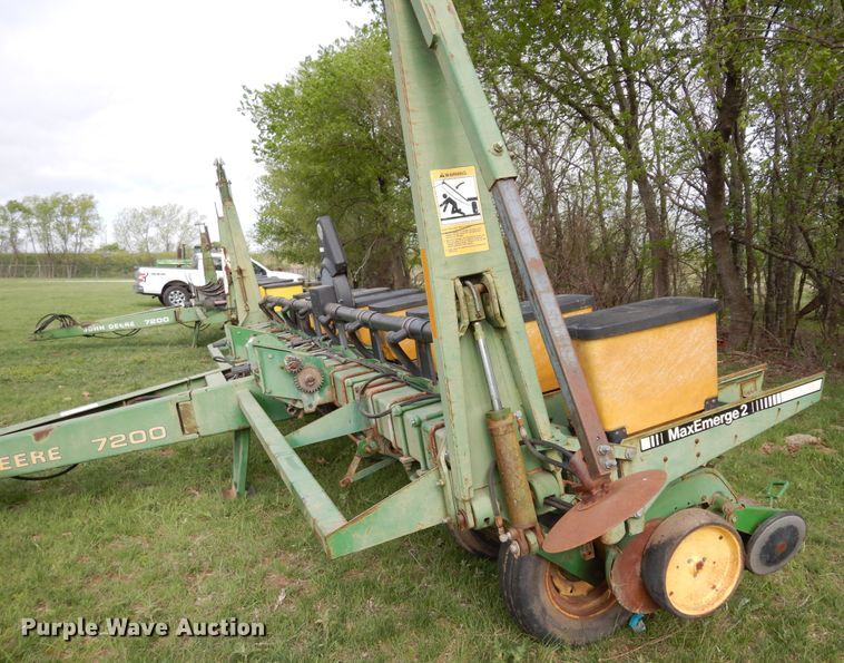 image for item DK0348 John Deere 7200  planter