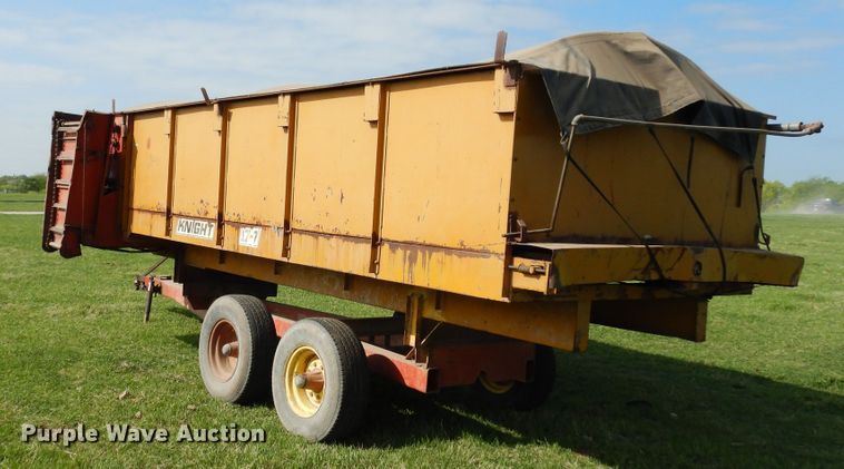 image for item DK0349 Knight 17-7  feed wagon