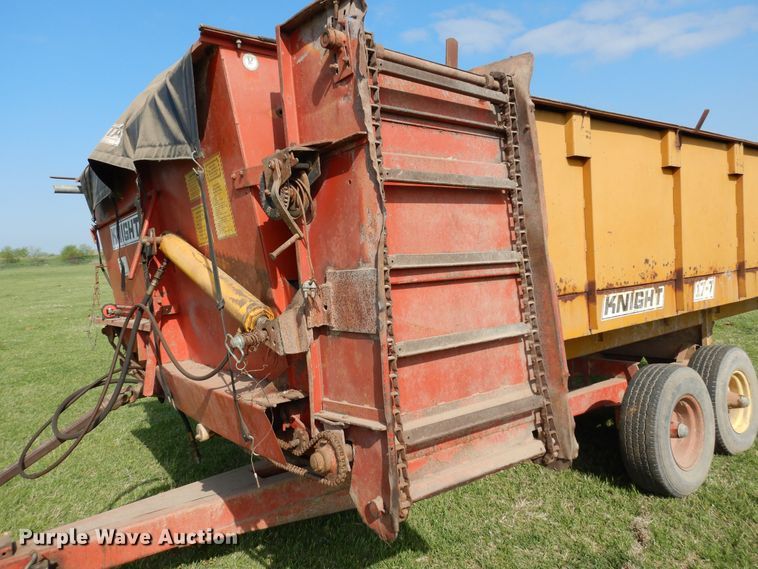 image for item DK0349 Knight 17-7  feed wagon