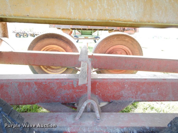 image for item DK0349 Knight 17-7  feed wagon