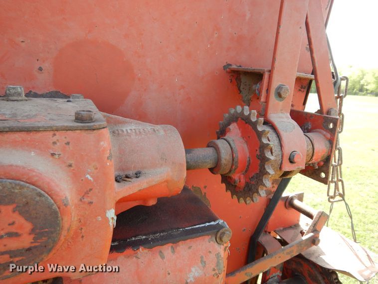 image for item DK0349 Knight 17-7  feed wagon