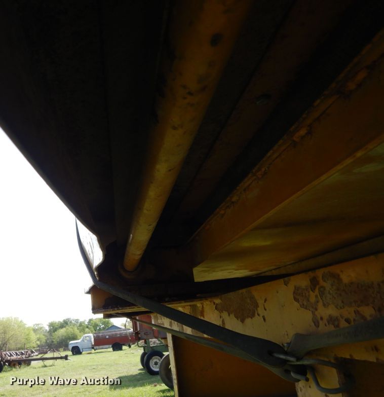 image for item DK0349 Knight 17-7  feed wagon