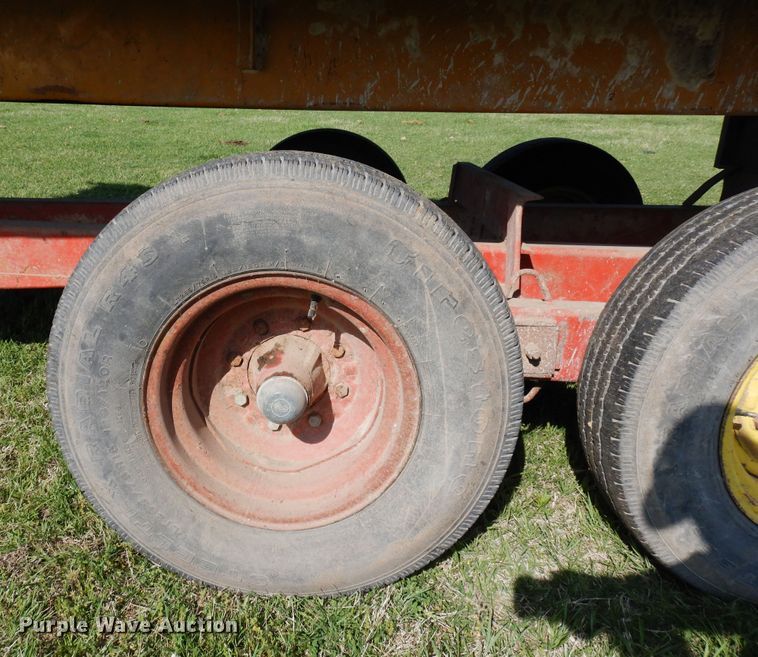 image for item DK0349 Knight 17-7  feed wagon