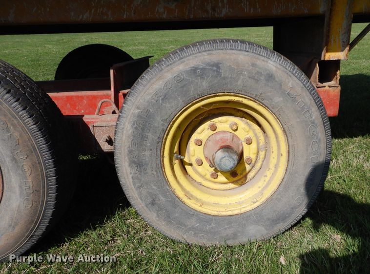 image for item DK0349 Knight 17-7  feed wagon