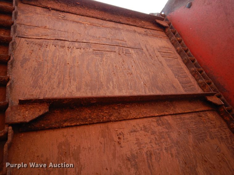 image for item DK0350 Farm Hand F400  feed wagon