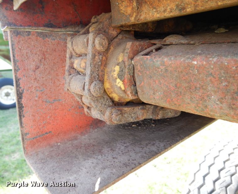 image for item DK0350 Farm Hand F400  feed wagon