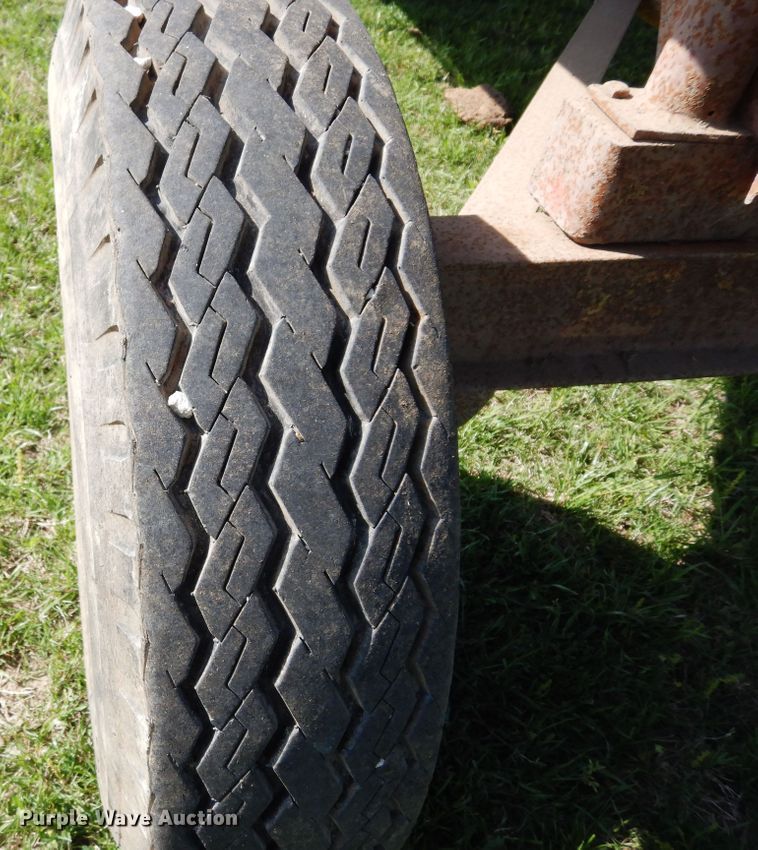 image for item DK0350 Farm Hand F400  feed wagon