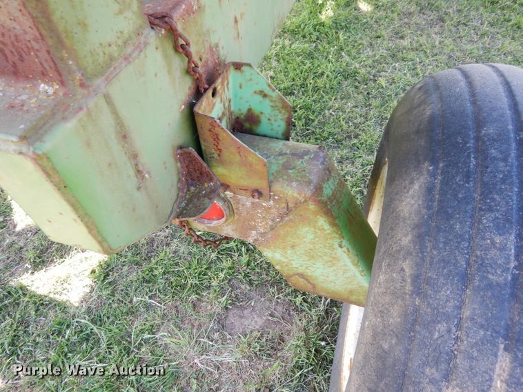 image for item DK0351 Huske 225  gravity wagon