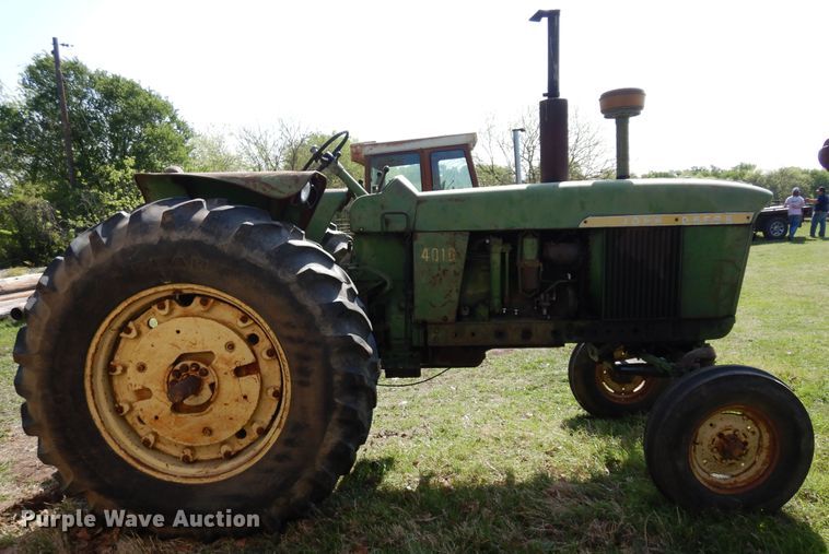 image for item DK0352 John Deere 4010  tractor