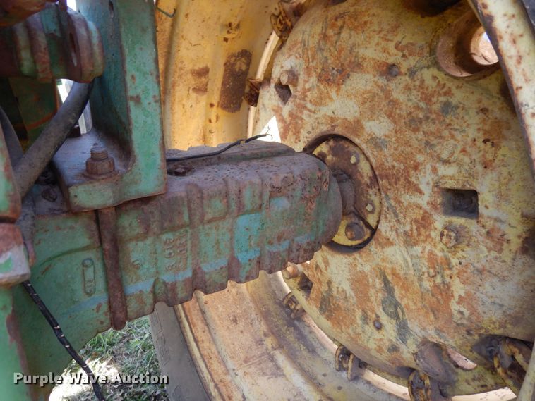 image for item DK0352 John Deere 4010  tractor