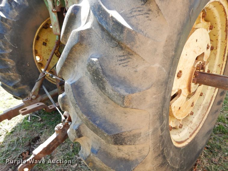 image for item DK0352 John Deere 4010  tractor