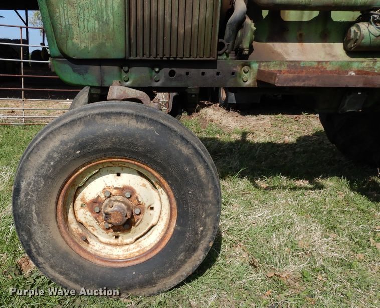 image for item DK0352 John Deere 4010  tractor